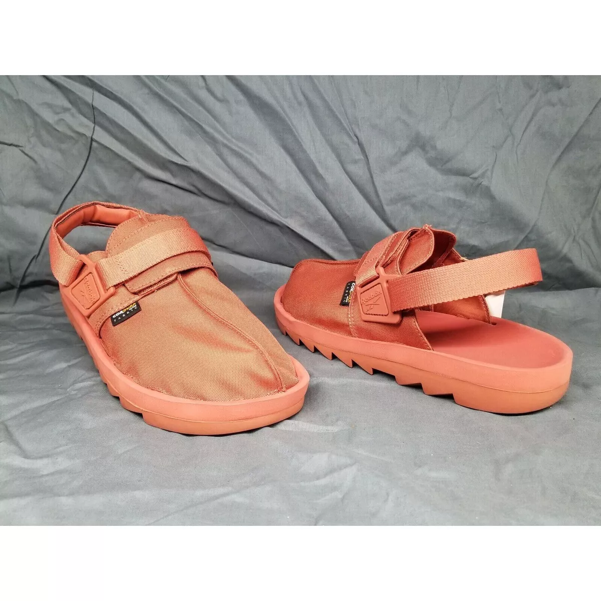 Reebok Men s Beatnik Sandals Textile Upper Adjustable Bake Earth