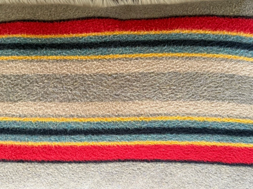 Almohada lumbar Pottery Barn X Pendleton Yakima de piel sintética a rayas marrón 16 X 26 Foto 3 de 4