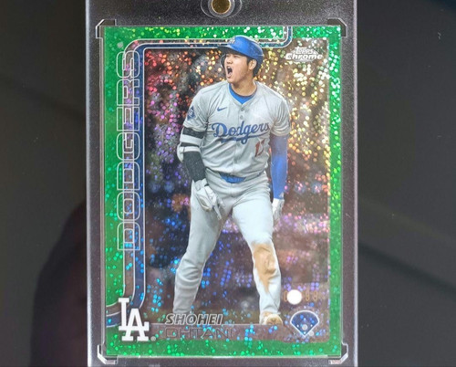 Shohei Ohtani 2025 Topps Chrome SSP Image Variation Green Speckle /99 MLB Card
