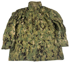 US Navy NWU Type III AOR2 Gore-Tex Parka Jacket Size Medium Long