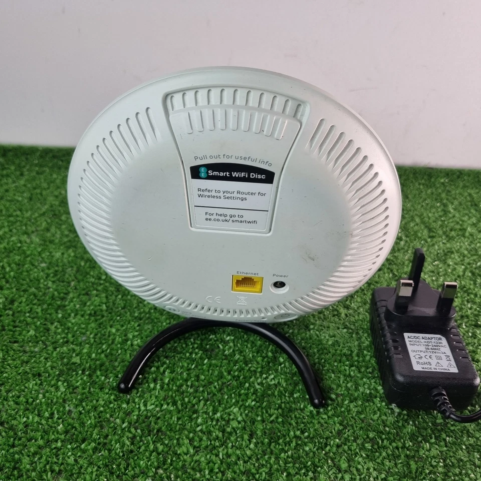 EE Smart WiFi Disc – Wireless Booster Extender - Image 2 of 3