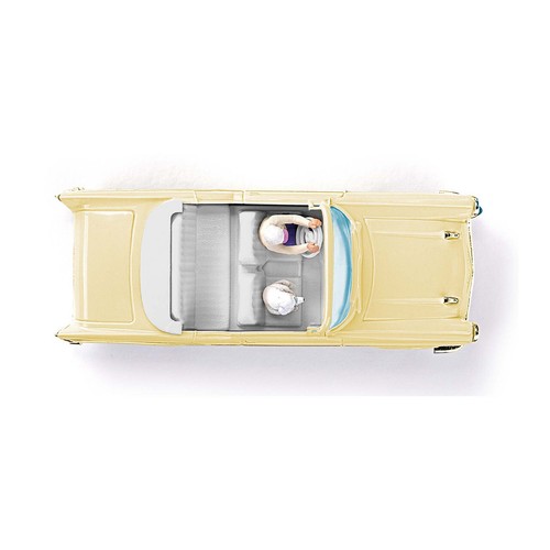 HO 1:87 BUSCH 45060 - 1957 Chevy Top Down Convertible w/Driver & Dog - Yellow/Si - Picture 2 of 2