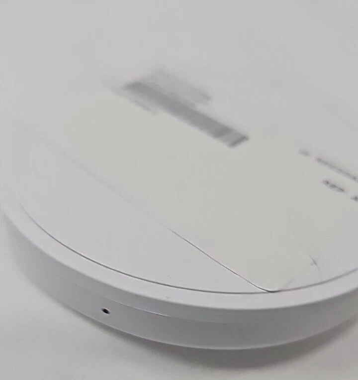 Almohadilla de carga inalámbrica universal Belkin Boost Up Bold 10W Samsung iPhone 13 14 15 Foto 3 de 4