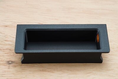 BMW E30 M3 フロントストラットシェルケース中古 BMW E30 M3 フロント