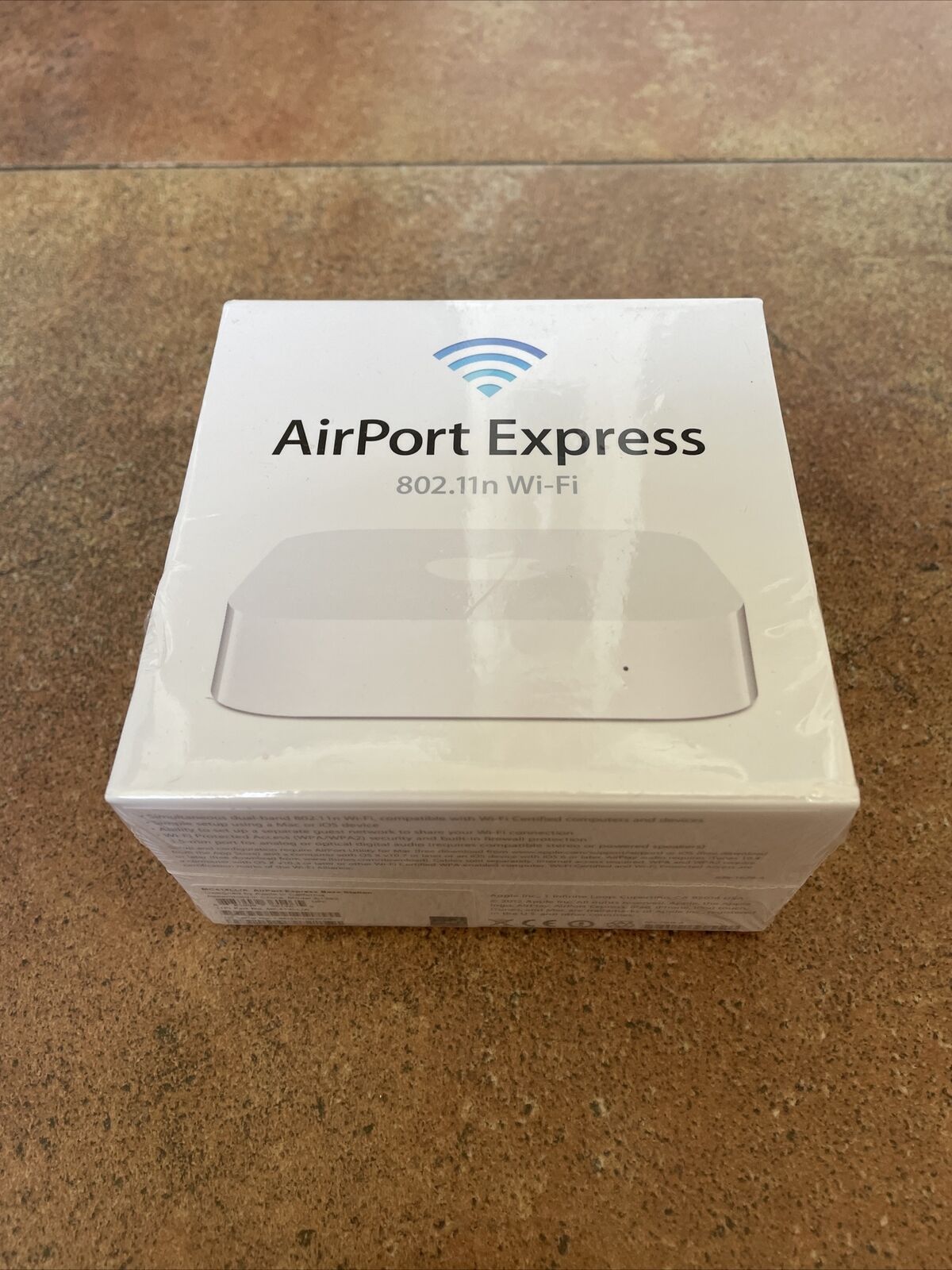 Brand NEW SEALED Apple Airport Express A1392 802.11n Wi-Fi MC414LL/A 