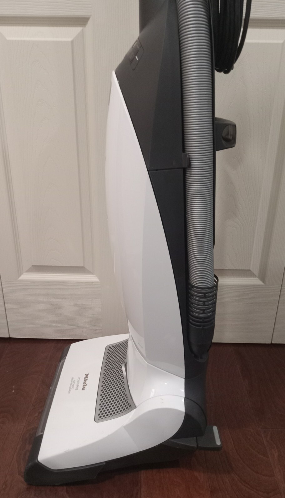 Miele HEPA Filter Swivel Neck Upright Vacuum Cleaner S7580 AUTOMATIC eBay