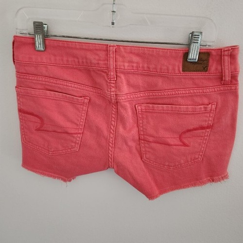 American Eagle Women's Pink Low Rise Raw Hem Cut-off Jean Shorts Size 4 - Picture 2 of 9