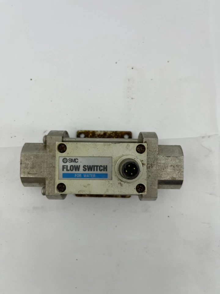 SMC PF2W540-F06-2 Flow Switch for Water 5–40L/min DC12–24V 1MPa Used Sensor - Image 2 of 4