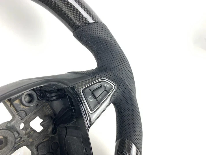 PARA FORD FOCUS MK3 2015-2018 VOLANTE DE FIBRA DE CARBONO REAL Y CUERO Foto 4 de 4