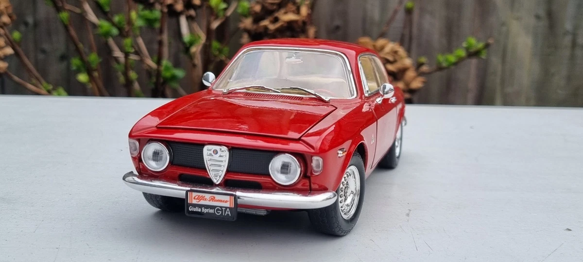 Road Signature Alfa Romeo Diecast & Toy 1:18 for sale | eBay