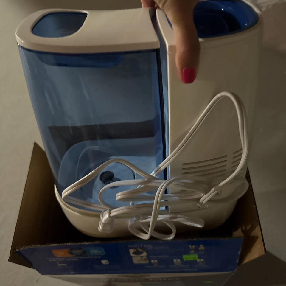 Warm Mist Humidifier Small to Large Room Vaporizer for Baby, Kids and Adults - Image 4 of 4