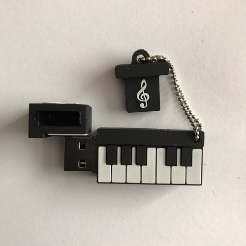 1 New Novelty Musical Keyboard 32GB USB Pen Drive, USB Flash Drive Memory Stick - Picture 2 of 3