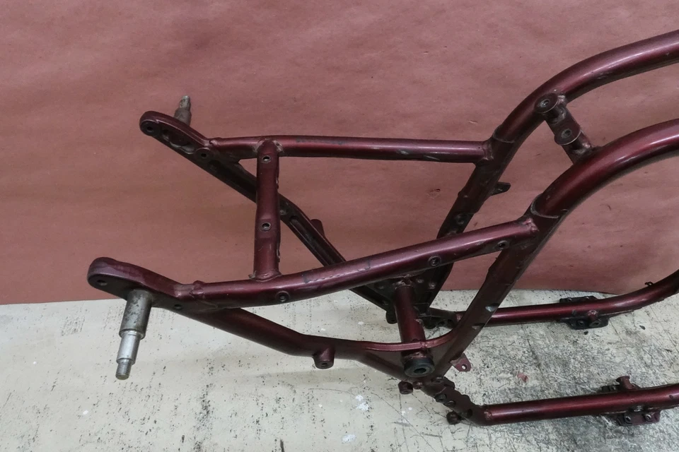 Chasis cuadro principal Suzuki Intruder 1400 VS VS1400 1987-2005 Foto 4 de 4