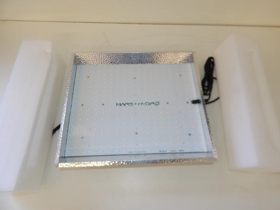 MARS HYDRO TS-1000 Led Grow Light with Timer & Thermometer -NEW (IWJ13) - Image 4 of 4