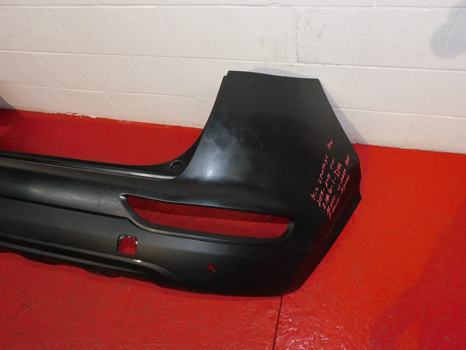2017 2018 2019 KIA SPORTAGE REAR BUMPER COVER OEM WITH SENSOR HOLES Foto 3 de 4