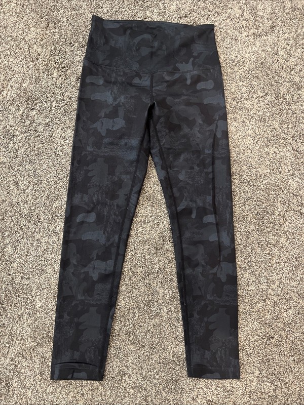 Zella Women’s Active Leggings Black Camoflauge Small 