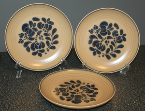 pfaltzgraff luncheon folk decals plates lg usa