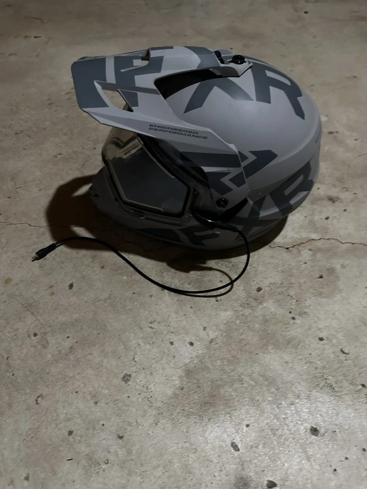 Casco FXR fusion X Foto 2 de 4