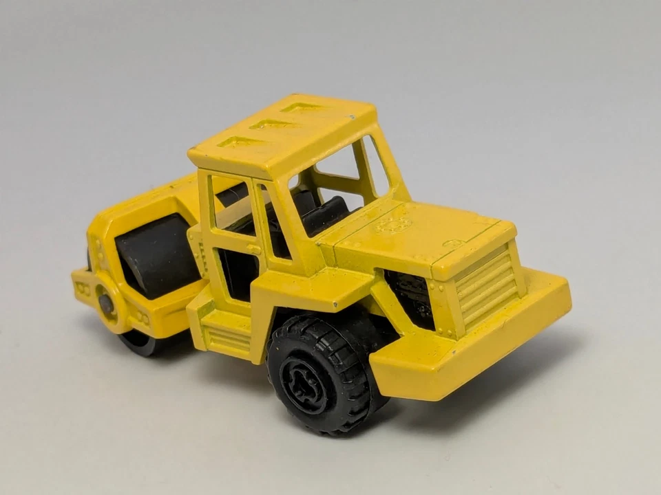 Vintage Majorette Yellow Road Roller Truck Toy #226 France Diecast - Image 3 of 4