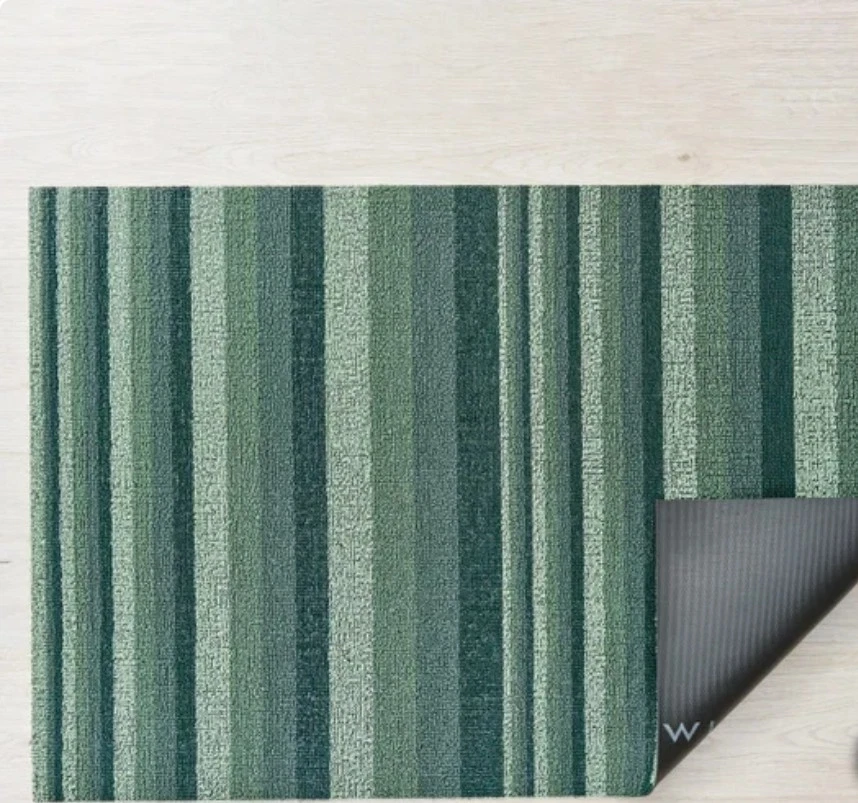 Полиэтиленовый напольный коврик Chilewich Utility Wave Stripe для помещений/улицы 2x3 фута зеленый - Изображение 3 из 4