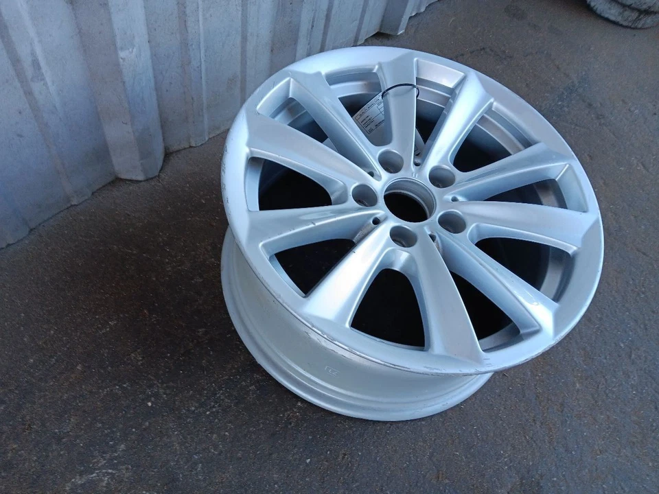BMW 528i 535i 550i 640i ActiveHybrid 5 2011-2016 17" OEM Wheel Rim - Image 2 of 4