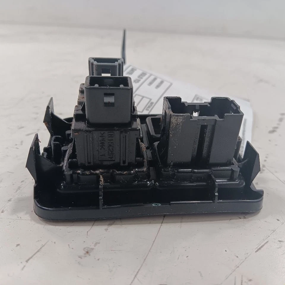 Interruptores de modo Toyota Prius C EV ECO 2017 2016 2015 2014 2013 - Imagem 3 de 4