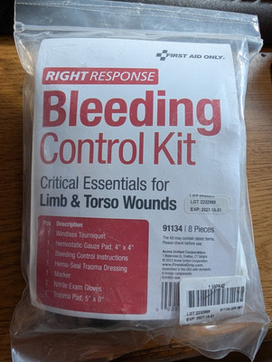 FIRST AID ONLY RIGHT RESPONSE Bleeding Control Kit