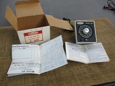 Dayton Lamp & Appliance Timer Model 2E388 15 ...