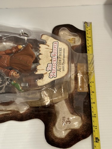 Disney Pirates Of The Caribbean The Treasure Keeper Figure Theme Park Edition - Picture 7 of 8