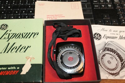 General Electric Type PR light meter with original box, booklet, warranty card