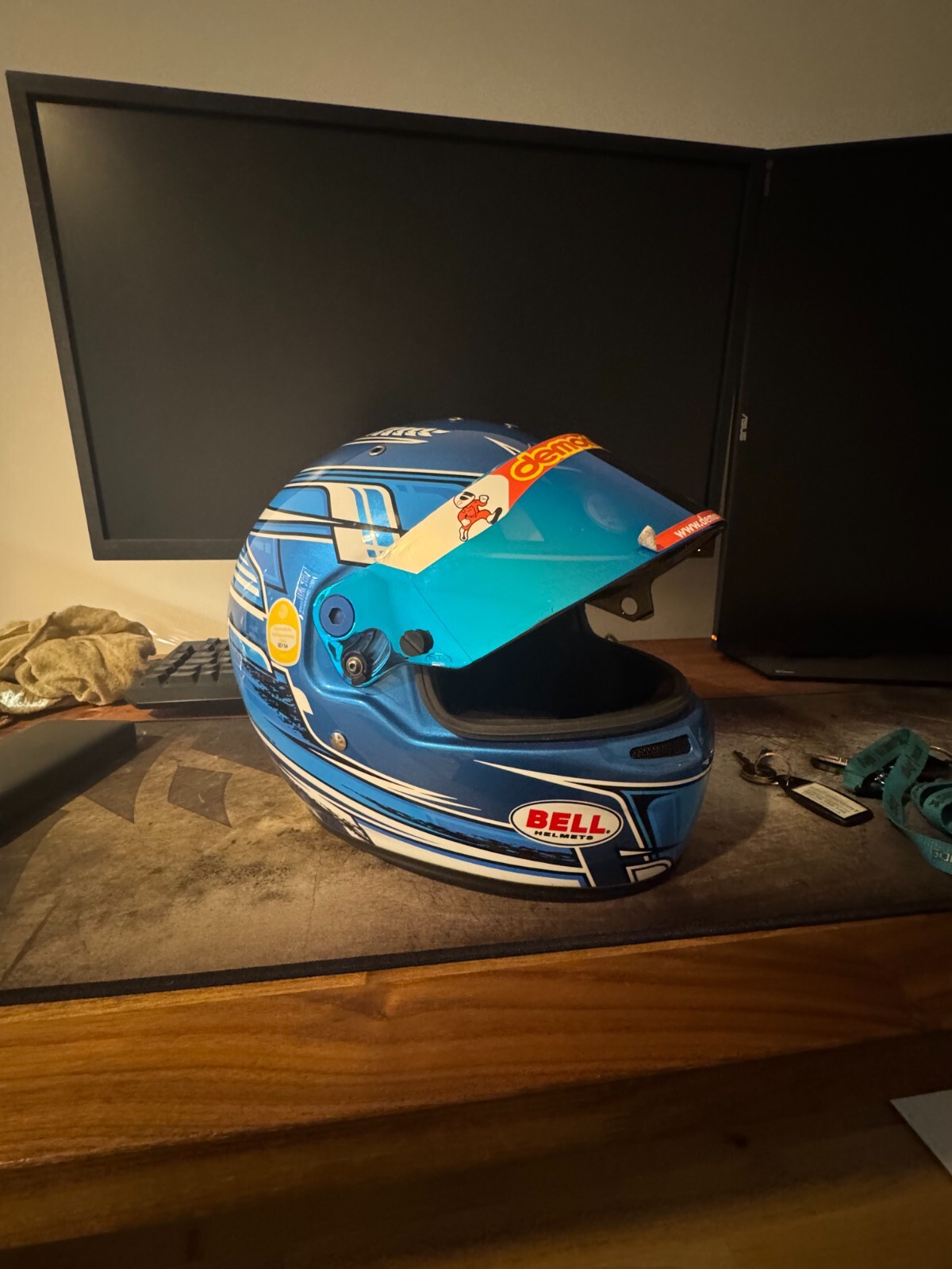 Picture 1 of 5