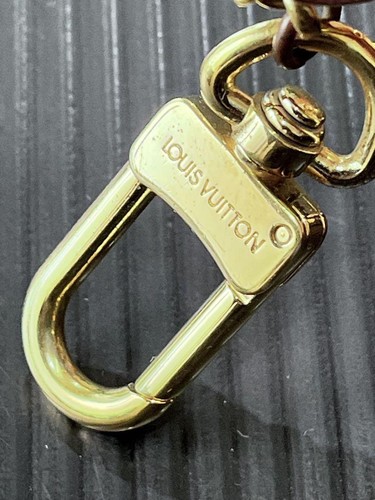 Louis Vuitton charm bag charm keyring keychain m88252069273HA - Picture 13 of 13