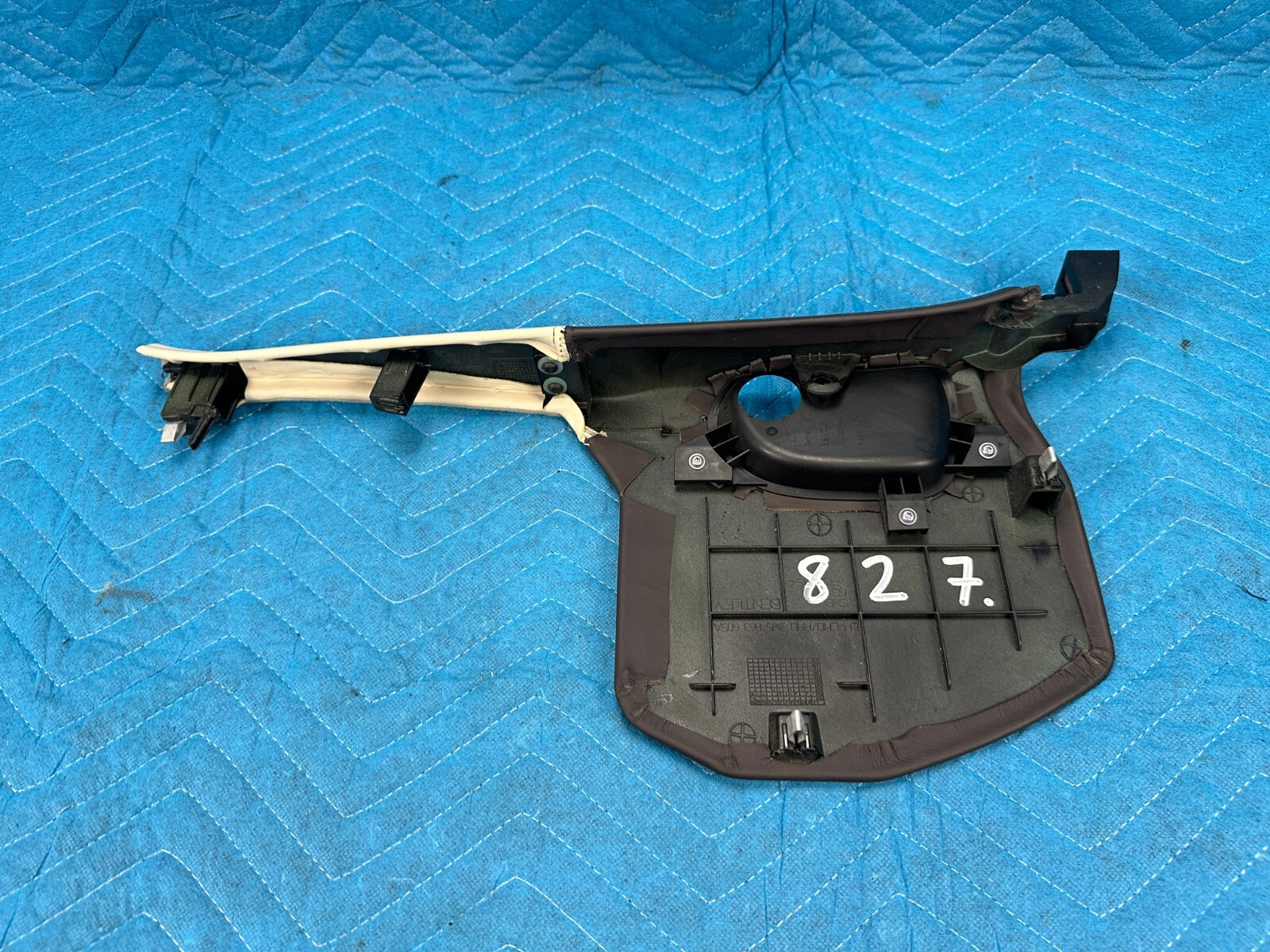 Bentley Flying Spur Front Driver's Kick Trim Panel Black/Ivory 2006-2012 OEM