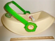 Vintage Cabbage Patch Kids 1983 COLECO 3 Position Rocker/Carrier Baby Seat