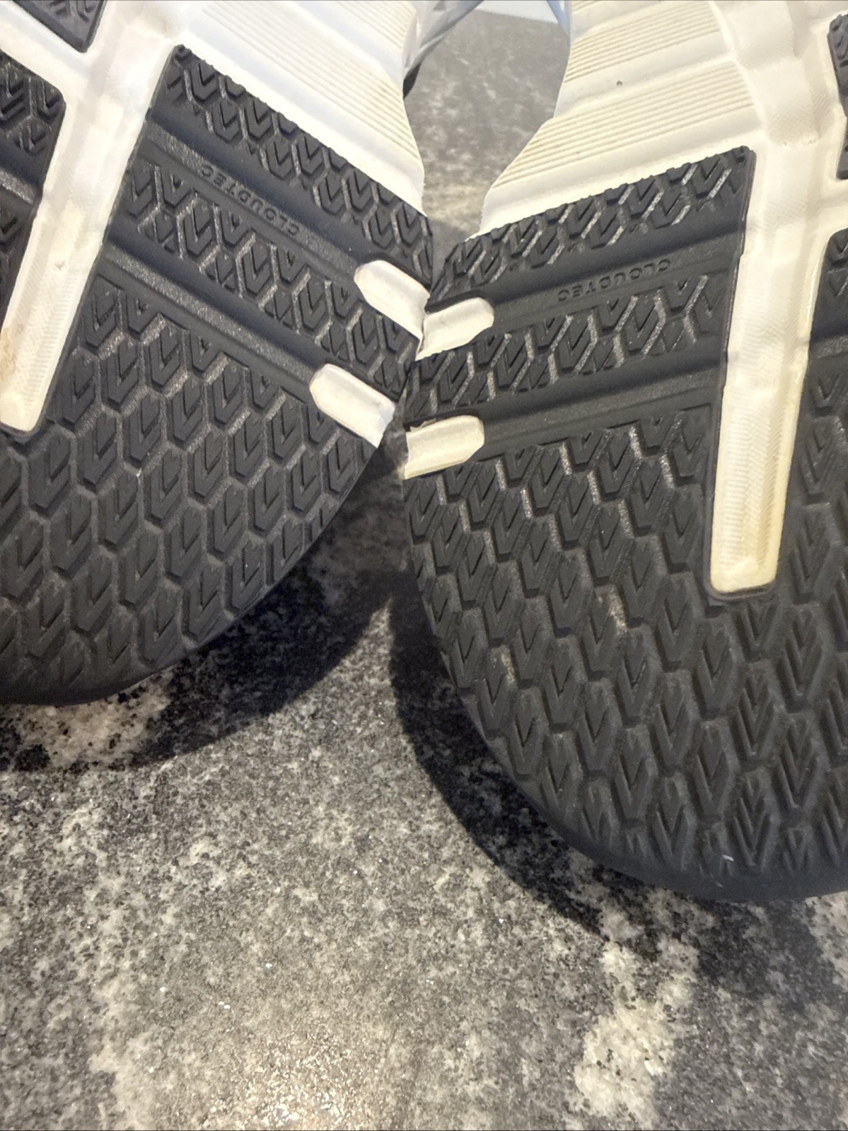 On Cloudrunner Eclipse Black Running Athletic Clo… - image 9