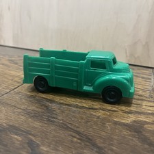 Lapin Vintage 1941โ1946 Plastic Cab Over Chevy Toy Truck Made in USA, NJ Green