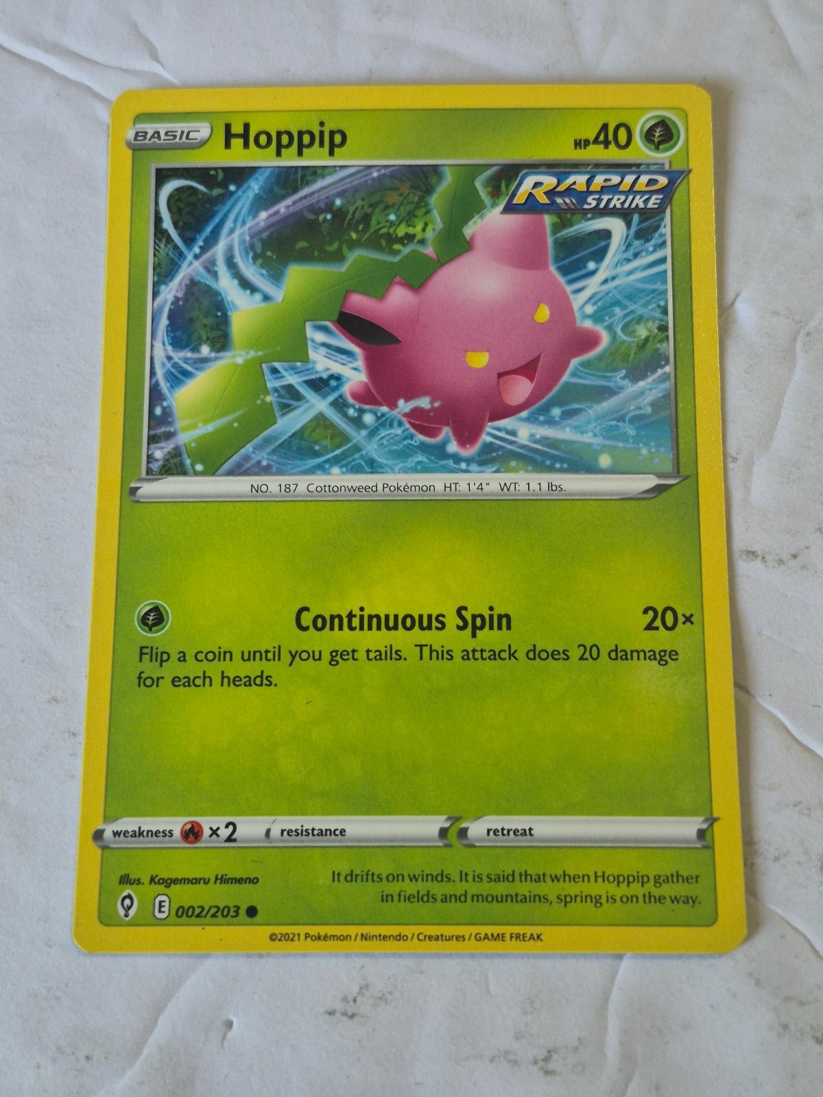 Hoppip 002/203 Common Evolving Skies Pokemon Near Mint
