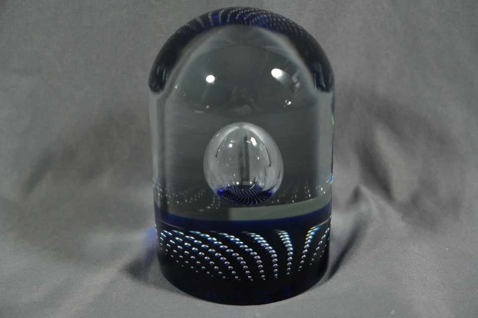 De Colección Bullicante Checo Soplado Arte Cobalto Vidrio Pisapapeles Escultura Svoboda Karlov Foto 3 de 4