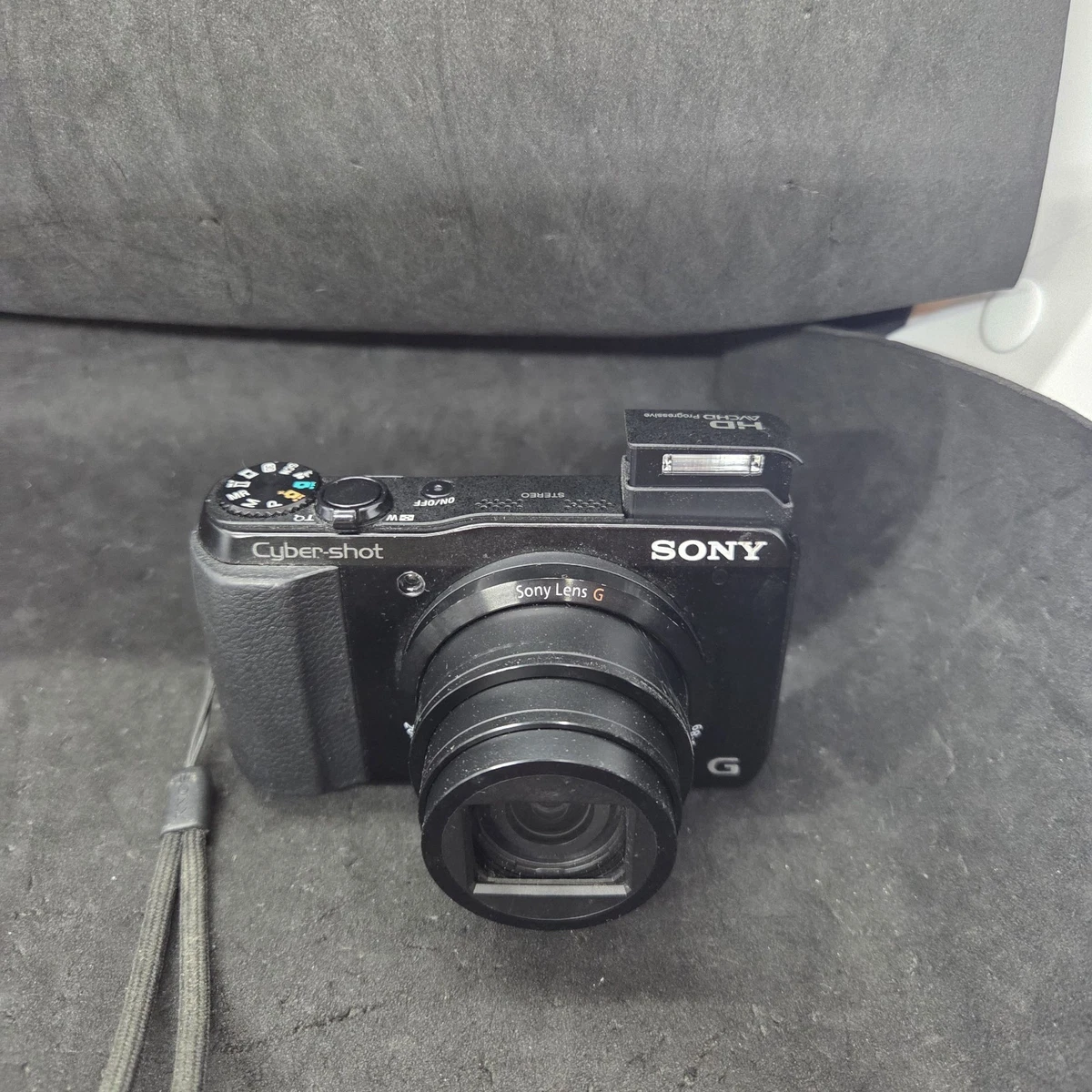 Sony Cyber-shot 20-29.9x Digital Zoom Digital Cameras for sale - eBay