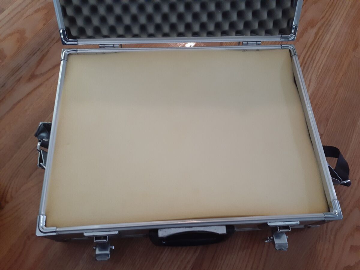 Kalimar Aluminum Attache Case Japan Hard Case Padded Inside Kalimar Aluminum Attache Case Japan Hard Case Padded Inside