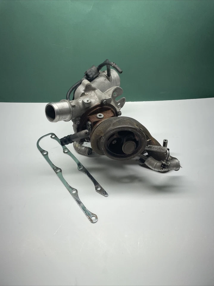 Оригинальный турбонаддув и коллектор 2018 Chevrolet Trax E-55565353 - Изображение 3 из 4