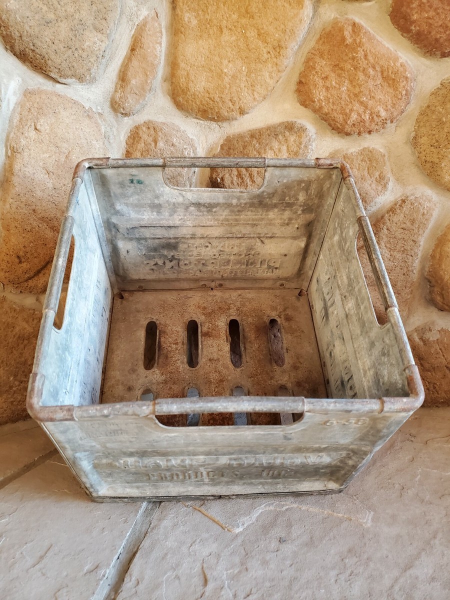 Vintage Galvanized Metal Milk Crate 1950's - PINKERTON'S Home