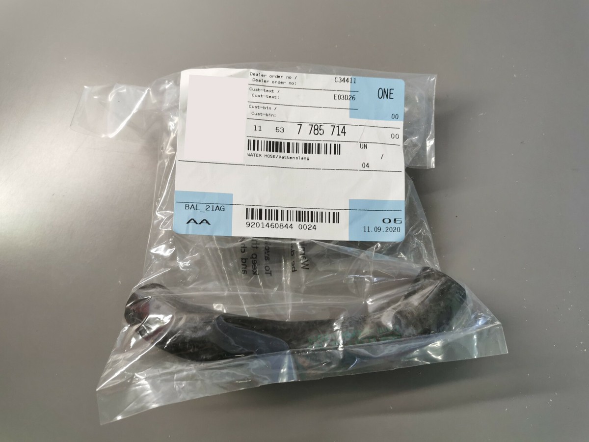 NEW GENUINE BMW E46 E39 E38 COOLING SYSTEM WATER HOSE 11537785714 