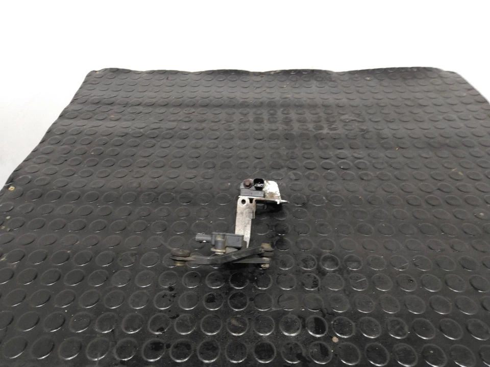 MERCEDES A CLASS Front Height Sensor 2018-2023 - Image 3 of 4