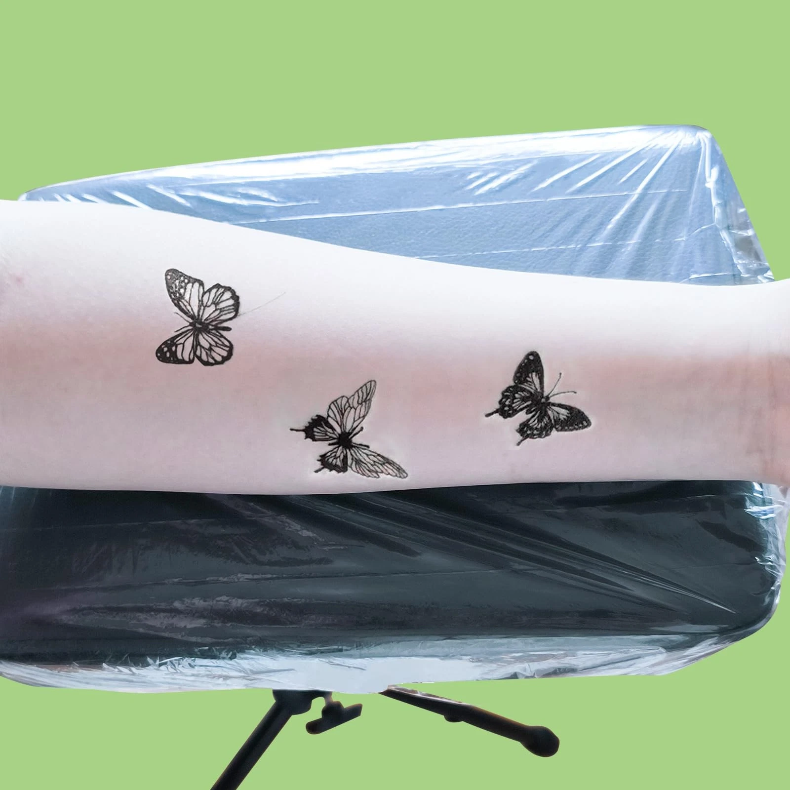 Disposable Arm Rest Tray Liner for Tattoo Trays 11in*12.6in Week Length 41in - product detail image 5