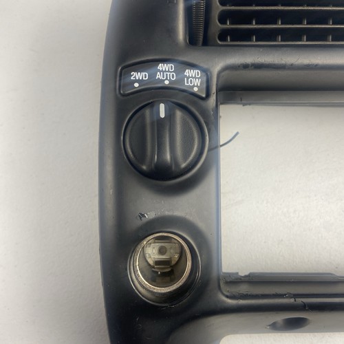 1995-2005 Ford Ranger Explorer Radio Bezel Center Dash Vents Trim 4WD Black OEM - Picture 4 of 16
