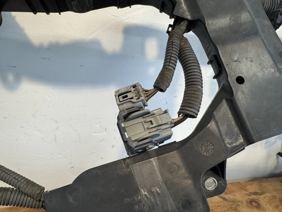 Arnés de cableado del motor Lexus LS460 2007-2009 FABRICANTE DE EQUIPOS ORIGINALES Foto 2 de 4