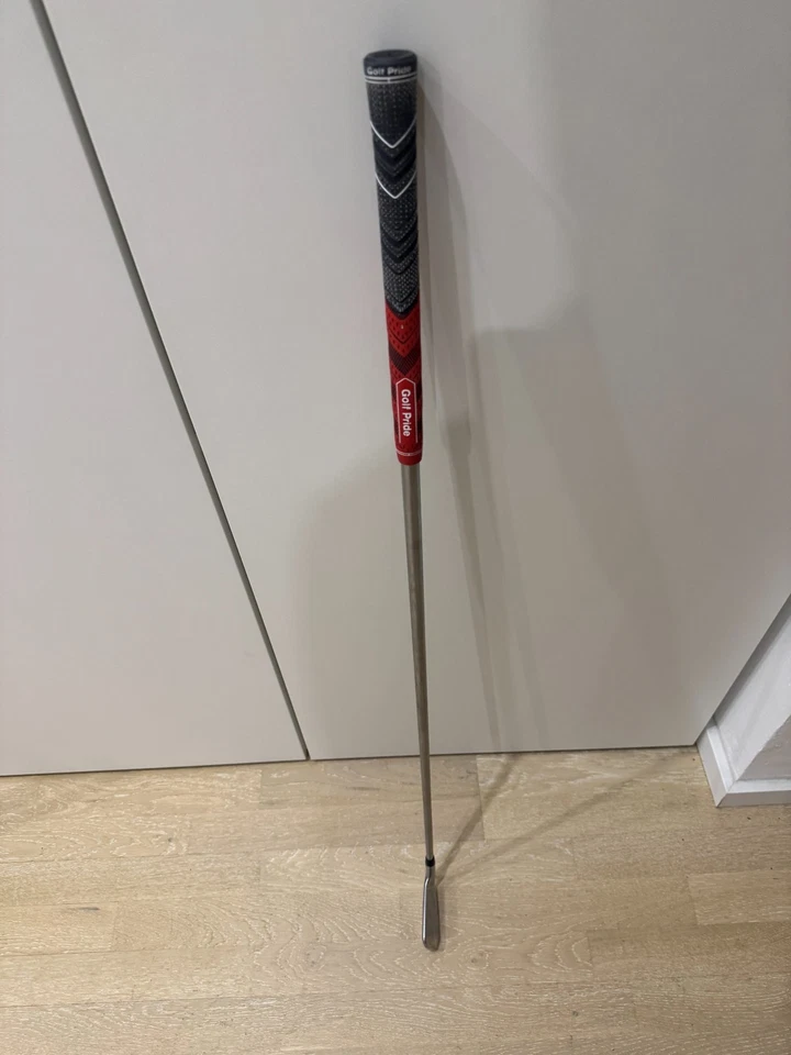 Titleist T100 2023, Eisen 4, KBS Tour lite XStiff, + 0,5 Inch, 2 Grad upright