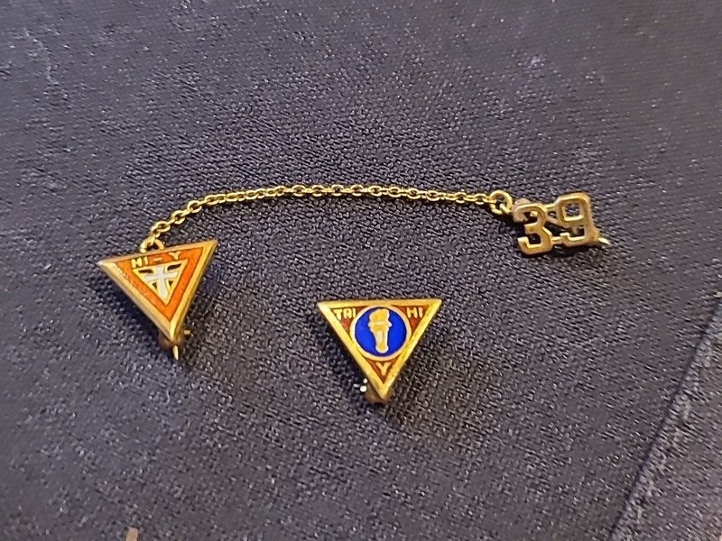 YMCA Hi Y Pin From 39, Plus a TRI HI Y PIN, Great Shape