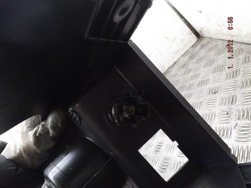 Portavasos consola central Vauxhall Meriva B 13260358 2010-2014N - Imagen 5 de 6